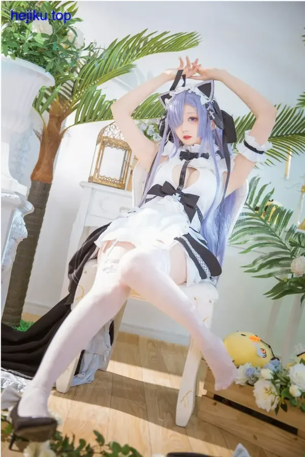 小野寺地瓜玛修台阶坐姿