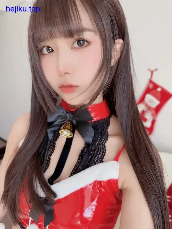 布丁大法老宅古风混搭cos 木窗前侧脸光影