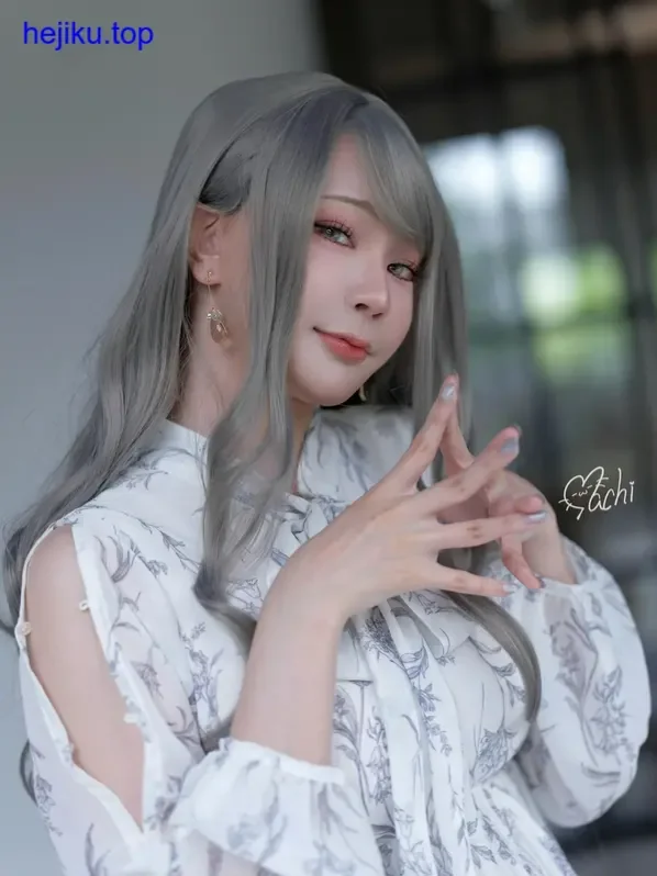 machi马吉阿格莱雅cos 哑光棉麻混纺长袍全身